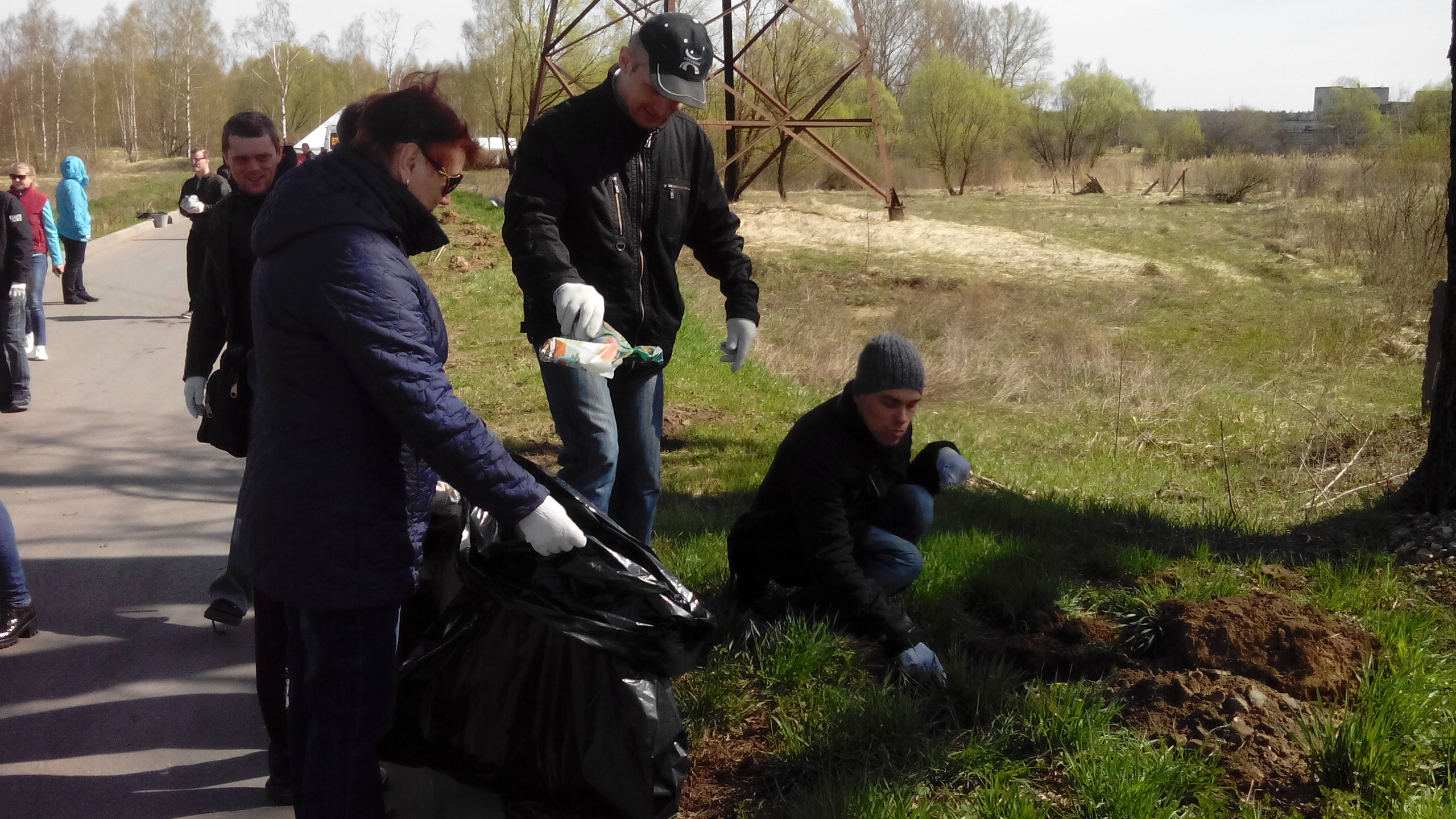 Воспитанники ГБУ РЦ на братском захоронении в пос. Элеватор