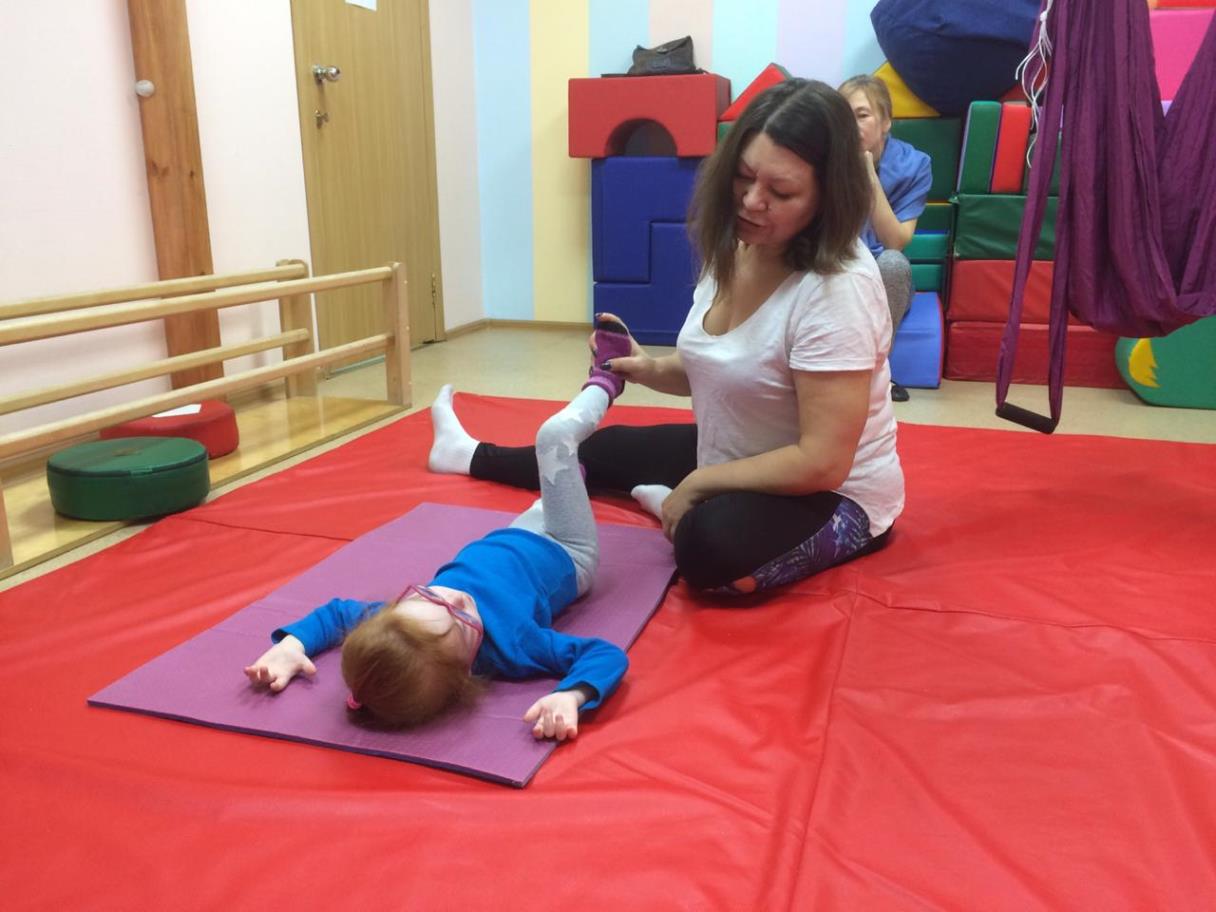 Занятия по физической реабилитации с элементами йоги в ГБУ РЦ г.Тверь